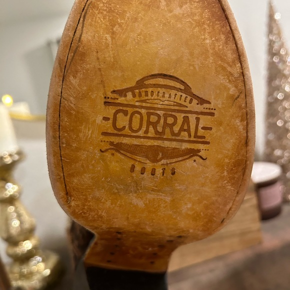 Corral Women's Tan Leopard Heeled Boots NWT - Picture 4 of 8